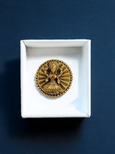Ethnic ring